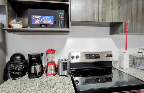 Zona 12 Apartment | Beautiful complete apartment with 3 bedrooms and 2 bathrooms. Petapolis zone 12
