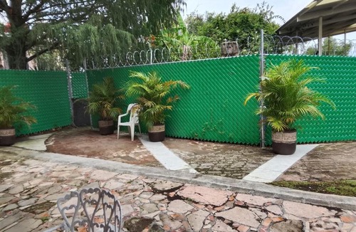 Morelia House | Beautiful house with a barbecue and fire pit area