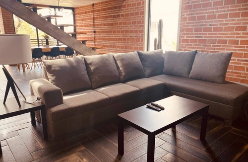 Tetlatlahuca House | Beautiful New York Loft, 5 minutes from Val'Quirico (pet friendly)