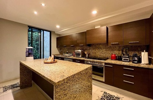 Hipodromo Apartment | Beautiful short term rental 3bd 3 1/2 bath at the heart of Condesa in CDMX!
