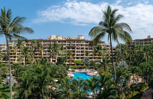 Marina Vallarta Apartment | Beautiful Studio with balcony inside resort