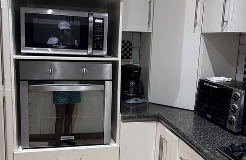 Guadalupe Apartment | Beautiful View of El Cerro & Short Walk to Stadium, 3br 2b apt in Guadalupe