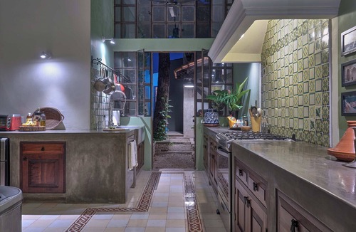 Barrio de Santiago House | Beautifully renovated 3 bdrm in desirable Santiago with a walk-to-all location.