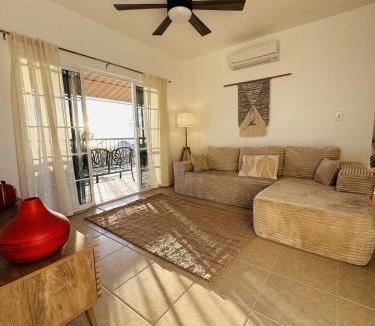 La Ventana House | Bed and Cactus - Ocean View Villa