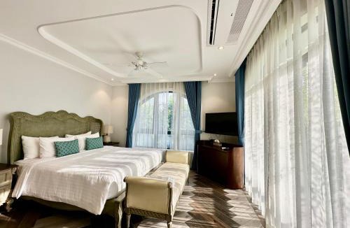 Duong To Villa | Bellevue west Phu Quoc 4BR beachfront Villa with private swimming pool