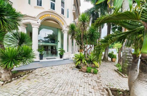 Phu My Hung Apartment | Belvilla Luxury Hotel Near SECC Formerly Sunshine Garden Hotel