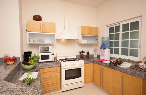 Gonzalo Guerrero Apartment | Best Location PH steps to Mamitas Beach