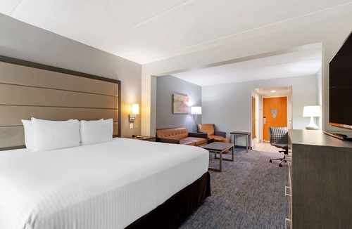 McAllen Hotel | Best Western Plus McAllen Airport Hotel