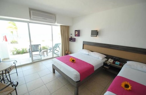 Zona Hotelera Norte House | Better Choice for your Vacation! Ocean View, Beach Access, Free Parking, Pool