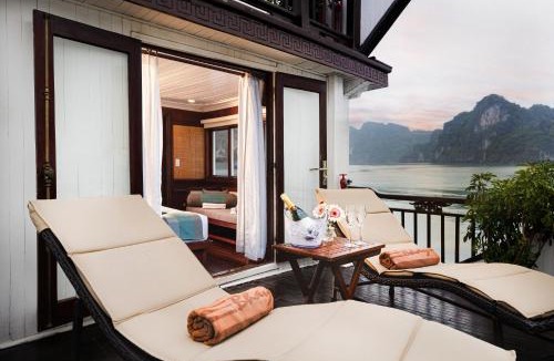 Ha Long Boat Rental | Bhaya Halong Cruises