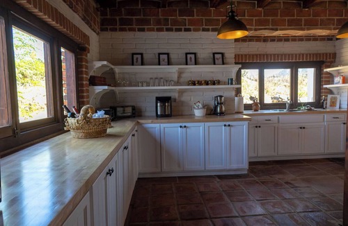 San Antonio de las Minas House | Big 4-bedroom house on Ruta del vino perfect for families or groups