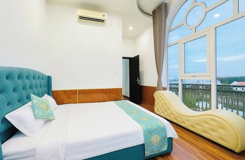Ninh Kieu Hotel | BIG Central Hotel Can Tho - 7 Minutes to Ninh Kieu Wharf