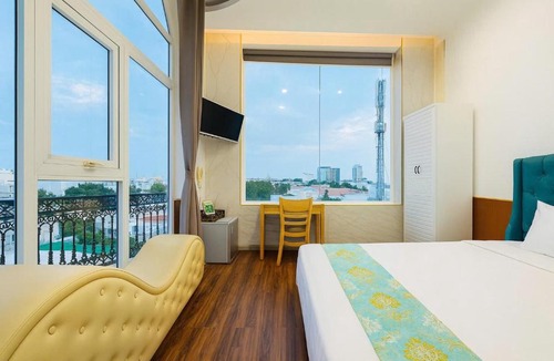 Ninh Kieu Hotel | BIG Central Hotel Can Tho - 7 Minutes to Ninh Kieu Wharf