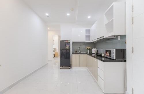 Phuong 8 Apartment | Big Promo 20% Luxury 2BR Apt - City Skyline View