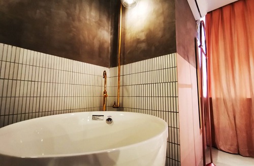 Luohu Hotel | Black Gold Factory Boutique Design Hotel