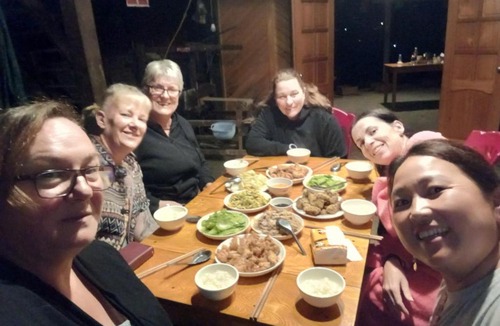 Sa Pa House | Black Hmong Sapa Homestay Family