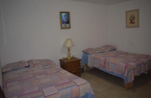 Ciudad Juarez House | Blanquita guesthouse