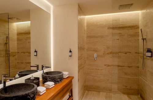 Tulum Hotel | Bloom Tulum | Two 1-BR 1 King | Near Parque Nacional Tulum