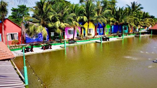 Chau Thanh Hotel | Blue Diamond Homestay - Lake View Standar