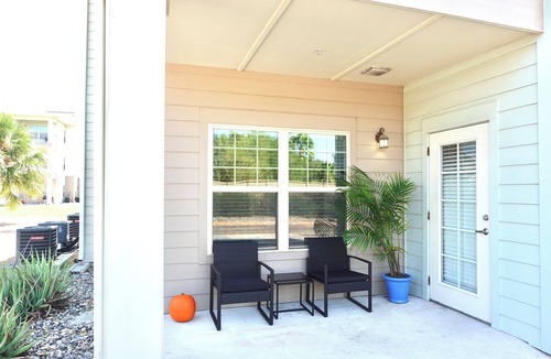 Edinburg Apartment | Blue Sky Suite. Comfort Pool Gym Gated Access