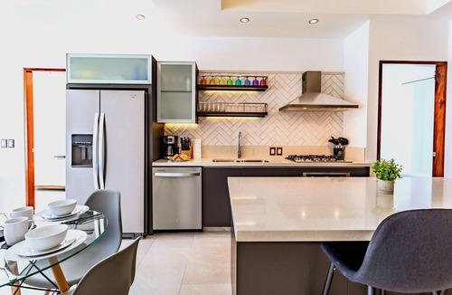 Diaz Ordaz Condo | Brand new condo 3BD in Versalles with Rooftop! 3BD Condo for rent in Versalles,