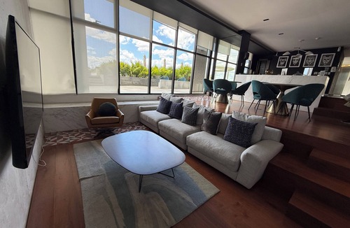 Merida Municipality Apartment | Bright 2-bedroom apartment in beautiful Mérida with AC and gym access