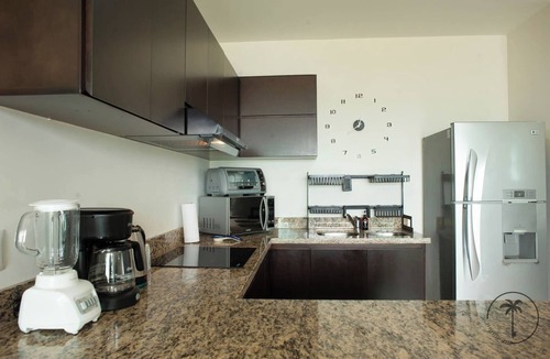 Cerritos Apartment | Bright & Spacious Apartment with Ocean Glimpses!