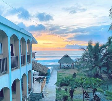 San Juan de Alima House | Brisa Bliss