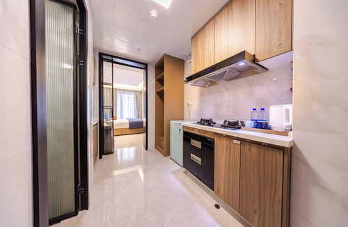 Central Business District Apartment | BrisAudio-Visual X Ju