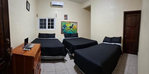 El Remate Hotel | Brunos Place