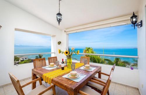 Bucerias Resort | Bucerías Colibri 504 | 2BR/2BA Near Beach, Pool & Rooftop