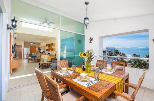 Bucerias Resort | Bucerías Colibri 504 | 2BR/2BA Near Beach, Pool & Rooftop
