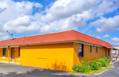Edinburg Hotel | Budget Inn By OYO Edinburg Hwy 281