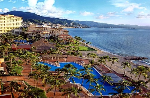 South Hotel Zone Resort | Buganvilias Vacation Private Club Owners Hotel Suite