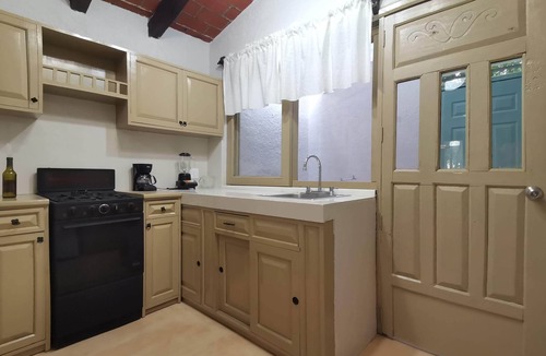 San Felipe House | Bungalow Trotamundos: Your pet-friendly retreat with garden and tranquility