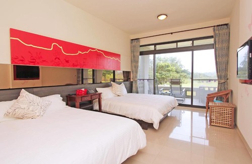 Manzhou Bed & Breakfast | Butterfly B&B