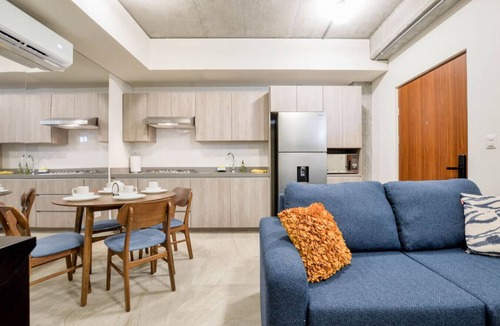 Monterrey Apartment | ¡Céntrico & Nuevo! 1 Queen Bed + Double Sofa Bed