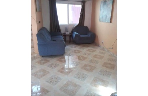 Toluca House | C1 - The CCC House: Comoda/Cálida/Casual