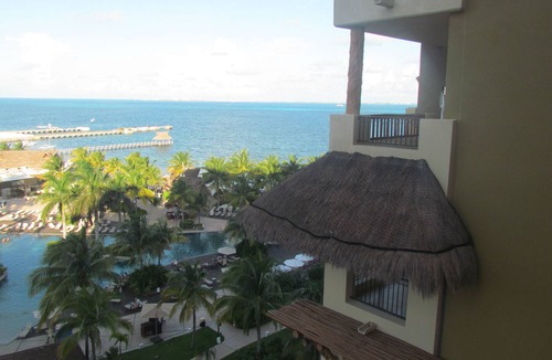 Playa Mujeres Villa | Cancun MX One Bedroom Sleeps 4 Ocean Front