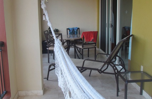 Playa Mujeres Villa | Cancun MX One Bedroom Sleeps 4 Ocean Front