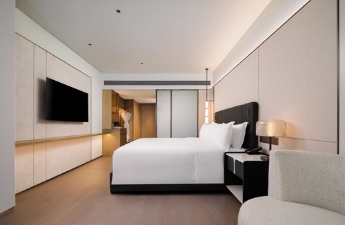 Yuexiu Hotel | Canton Hotel Guangzhou, Tapestry Collection by Hilton