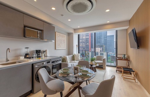 Zona Rosa Condo | Capitalia El Angel