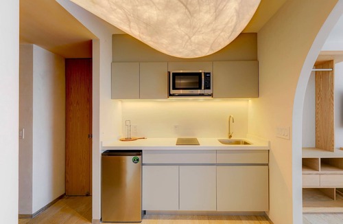 Miguel Hidalgo Apartment | Capitalia | Elegant Lockoff, Balcony Polanco Vibes