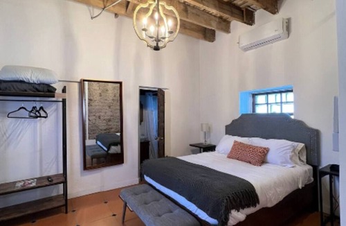 Ciudad Juarez Hotel | Carlota Villa Reyna Bedroom