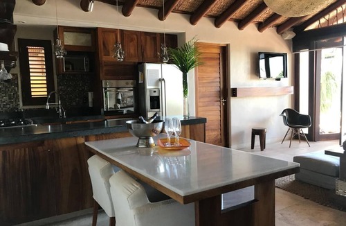 Zihuatanejo Villa | CASA 1. Serenity at playa La Ropa