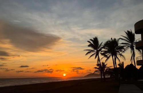 Isla Navidad Resort | Casa Amigos , entire 3 bedroom ground floor condo at Playa Grande Condominium Resort