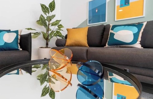 Queretaro House | Casa Arcade + Safety Condo + A/C | SISU Homes