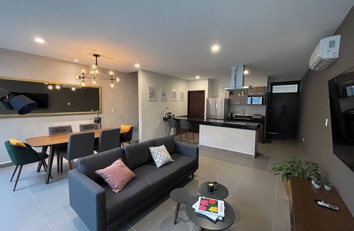 Merida House | Casa boutique rooftop y alberca en Temozon Norte