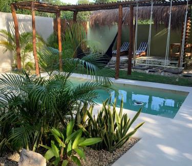 Soliman Bay House | Casa CÅLŪ Cozy & Confortable Jungle House with Pooll
