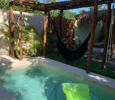 Soliman Bay House | Casa CÅLŪ Cozy & Confortable Jungle House with Pooll